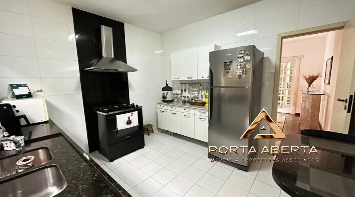 Foto 4 de Casa com 3 quartos à venda, 300m2 em Bela Vista, Ipatinga - MG