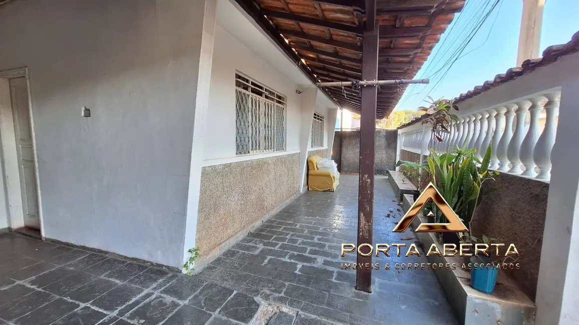 Foto 2 de Casa com 2 quartos à venda e para alugar, 240m2 em Vila Ipanema, Ipatinga - MG