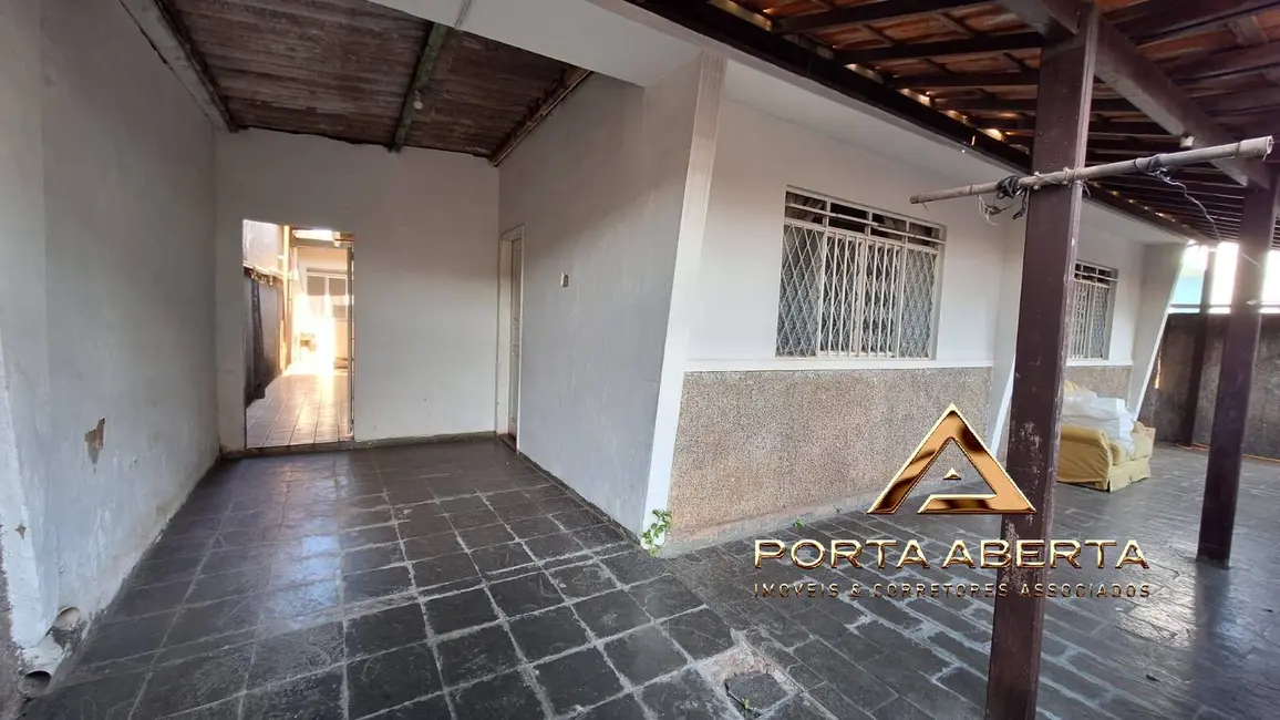 Foto 1 de Casa com 2 quartos à venda e para alugar, 240m2 em Vila Ipanema, Ipatinga - MG