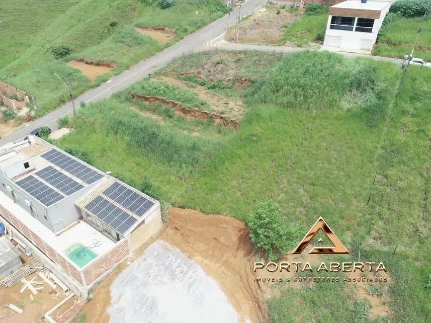 Foto 3 de Terreno / Lote à venda, 405m2 em Santana Do Paraiso - MG