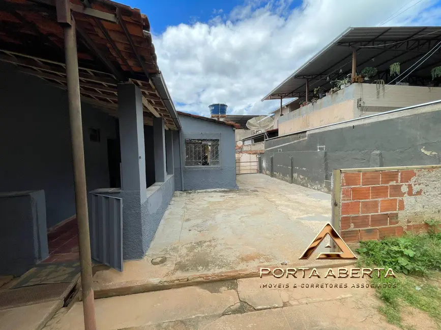 Foto 4 de Casa com 3 quartos à venda em Alipinho, Coronel Fabriciano - MG