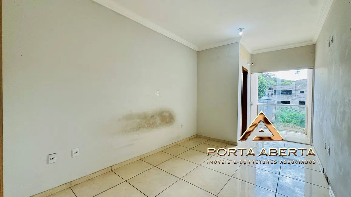 Casa com 2 quartos à venda, 106m2 em Santana Do Paraiso - MG - imagem 3 Foto 3 de Casa com 2 quartos à venda, 106m2 em Santana Do Paraiso - MG