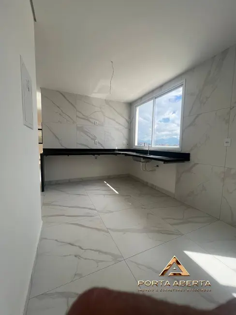 Foto 3 de Cobertura com 3 quartos à venda, 135m2 em Iguaçu, Ipatinga - MG