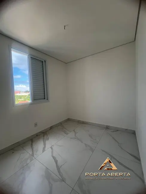 Foto 8 de Cobertura com 3 quartos à venda, 135m2 em Iguaçu, Ipatinga - MG