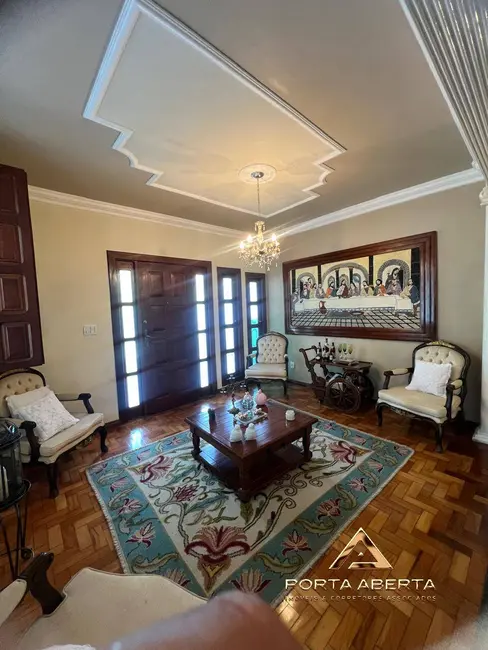 Foto 3 de Casa com 3 quartos à venda, 345m2 em Das Águas, Ipatinga - MG