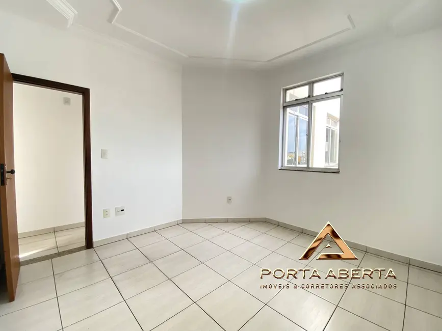 Foto 3 de Apartamento com 3 quartos à venda, 80m2 em Veneza, Ipatinga - MG