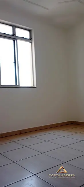 Foto 2 de Apartamento com 3 quartos à venda, 80m2 em Veneza, Ipatinga - MG