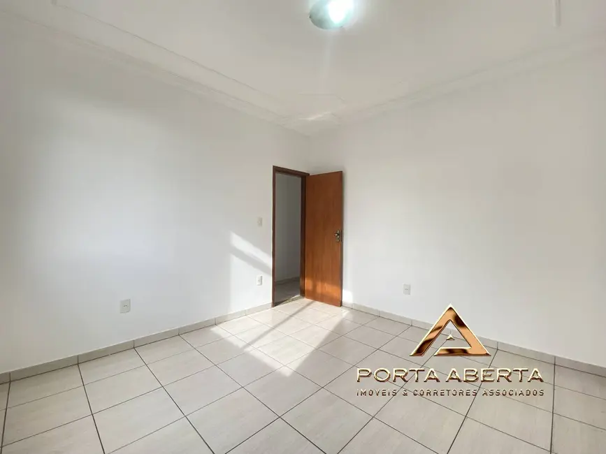 Foto 8 de Apartamento com 3 quartos à venda, 80m2 em Veneza, Ipatinga - MG