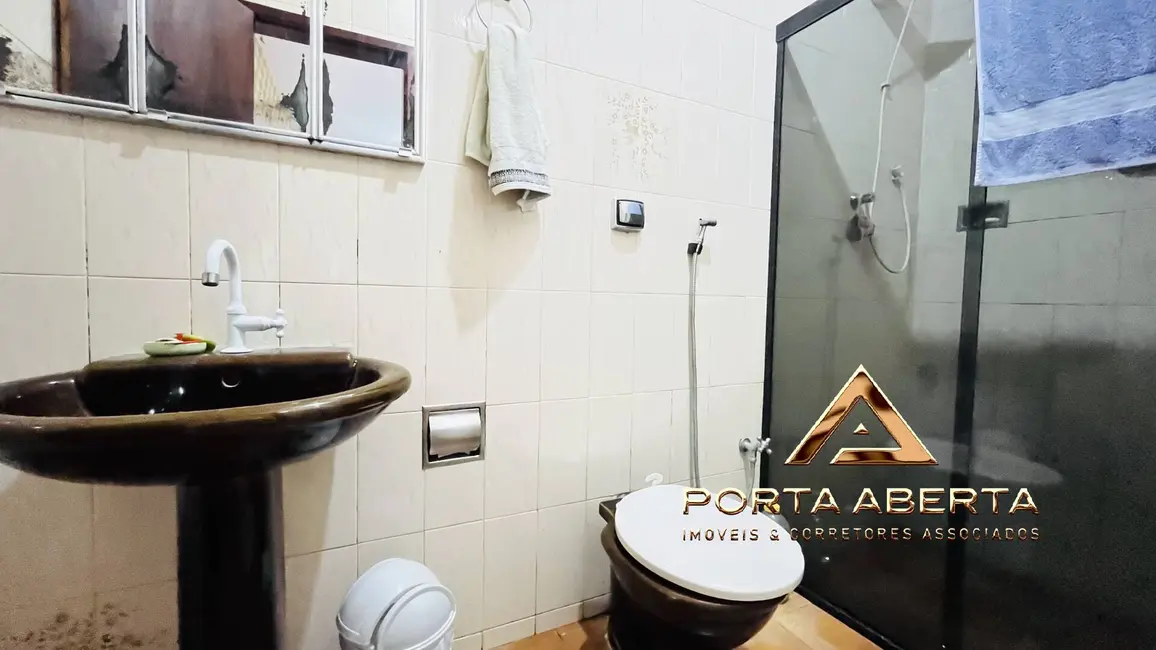 Foto 2 de Casa com 3 quartos à venda, 200m2 em Canaã, Ipatinga - MG