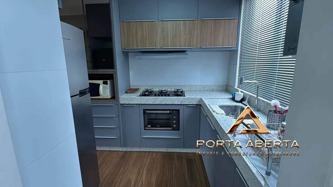 Foto 4 de Apartamento com 3 quartos à venda, 82m2 em Bom Retiro, Ipatinga - MG