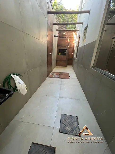 Foto 1 de Apartamento com 2 quartos à venda em Santana Do Paraiso - MG