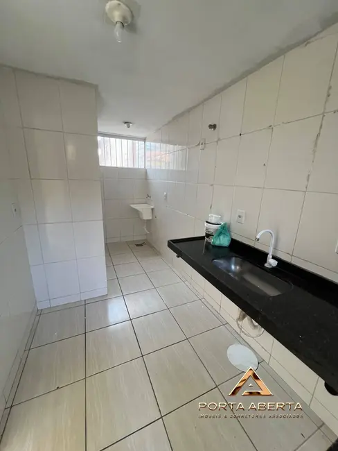 Foto 2 de Apartamento com 2 quartos à venda em Santana Do Paraiso - MG