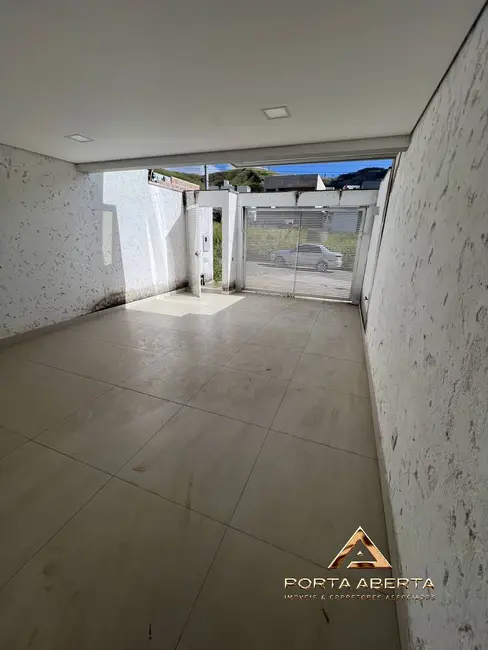Foto 4 de Casa com 3 quartos à venda, 110m2 em Vila Celeste, Ipatinga - MG