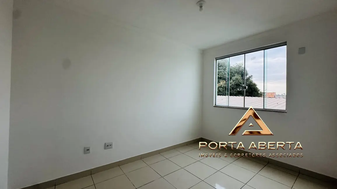 Foto 2 de Apartamento com 3 quartos à venda, 80m2 em Santana Do Paraiso - MG