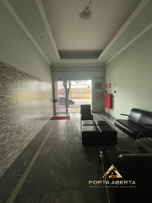 Foto 2 de Apartamento com 1 quarto à venda, 50m2 em Funcionários, Timoteo - MG