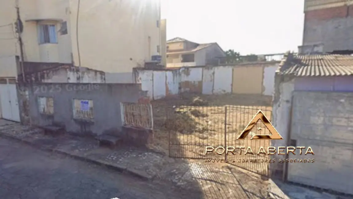 Foto 2 de Terreno / Lote à venda, 240m2 em Vila Ipanema, Ipatinga - MG