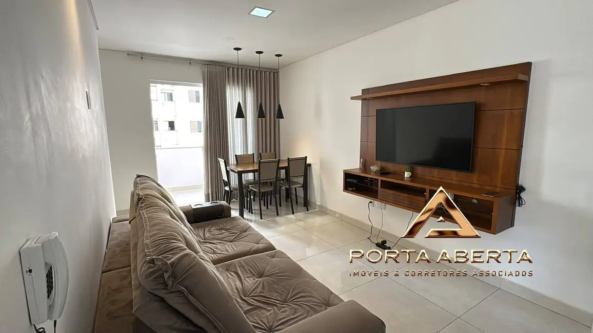 Foto 2 de Apartamento com 3 quartos à venda, 75m2 em Bom Retiro, Ipatinga - MG