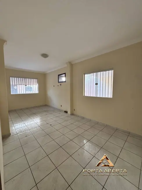 Foto 9 de Casa com 3 quartos à venda, 324m2 em Bom Retiro, Ipatinga - MG