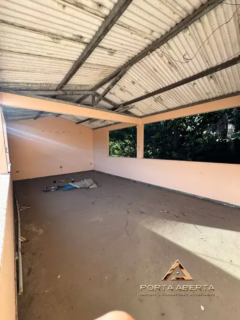 Foto 5 de Casa com 3 quartos à venda, 324m2 em Bom Retiro, Ipatinga - MG