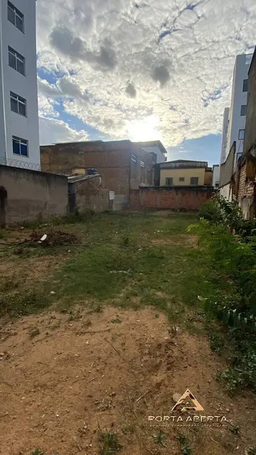 Foto 2 de Terreno / Lote à venda, 360m2 em Iguaçu, Ipatinga - MG