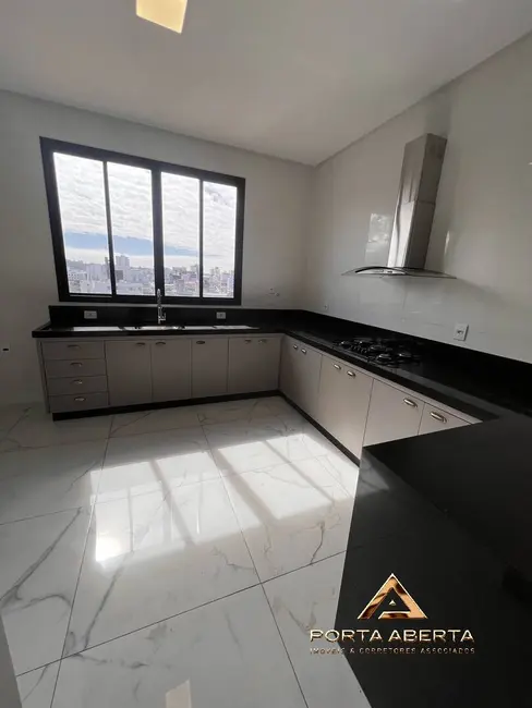 Casa com 3 quartos à venda, 183m2 em Iguaçu, Ipatinga - MG - imagem 7 Foto 7 de Casa com 3 quartos à venda, 183m2 em Iguaçu, Ipatinga - MG