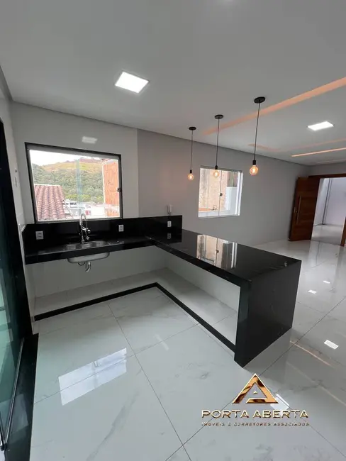 Foto 3 de Casa com 3 quartos à venda, 164m2 em Ideal, Ipatinga - MG