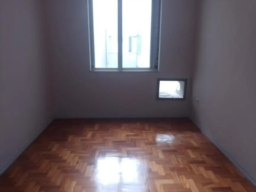 Apartamento com 3 quartos à venda, 107m2 em Maracanã, Rio De Janeiro - RJ - imagem 4 Foto 4 de Apartamento com 3 quartos à venda, 107m2 em Maracanã, Rio De Janeiro - RJ