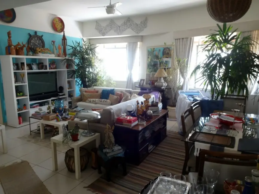 Foto 2 de Apartamento com 2 quartos à venda, 50m2 em Centro, Rio De Janeiro - RJ