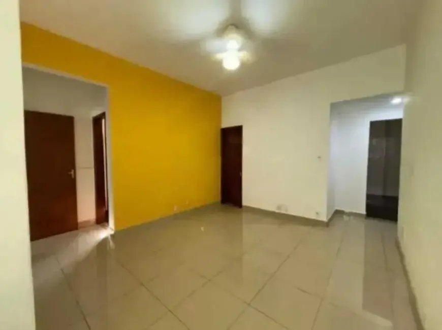 Foto 2 de Apartamento com 2 quartos à venda, 64m2 em Grajaú, Rio De Janeiro - RJ