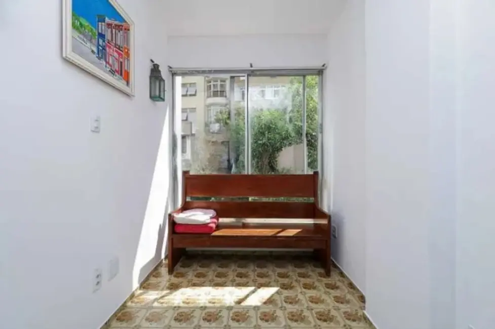 Foto 3 de Apartamento com 3 quartos à venda, 100m2 em Leme, Rio De Janeiro - RJ