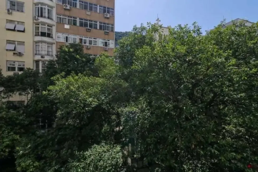 Foto 4 de Apartamento com 3 quartos à venda, 100m2 em Leme, Rio De Janeiro - RJ