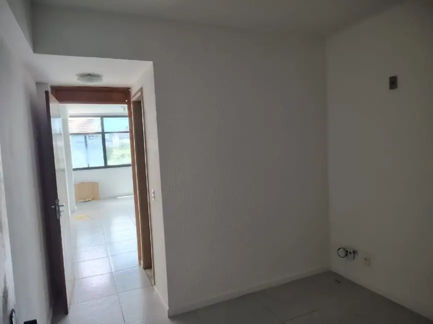 Foto 4 de Sala Comercial para alugar, 32m2 em Vila Isabel, Rio De Janeiro - RJ