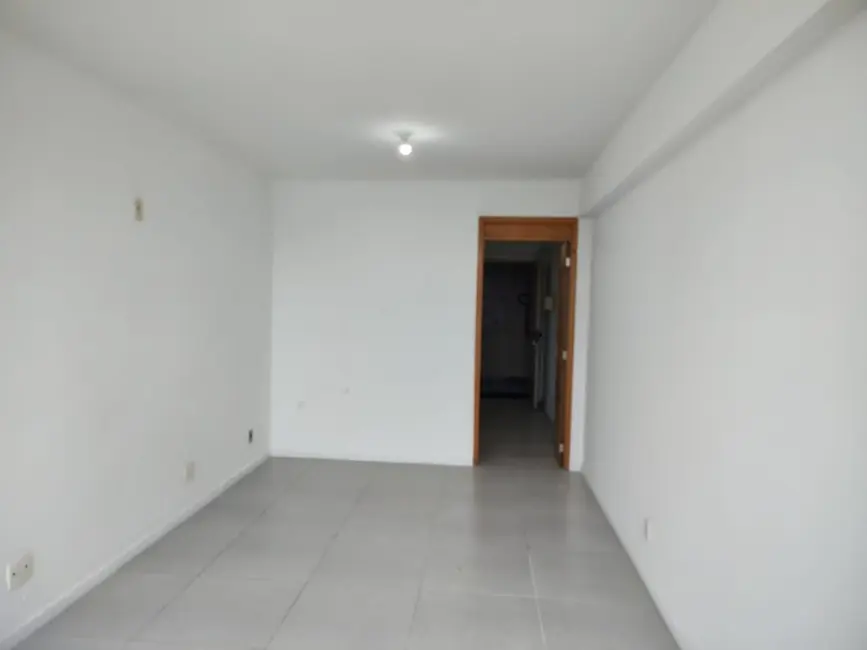 Foto 6 de Sala Comercial para alugar, 32m2 em Vila Isabel, Rio De Janeiro - RJ