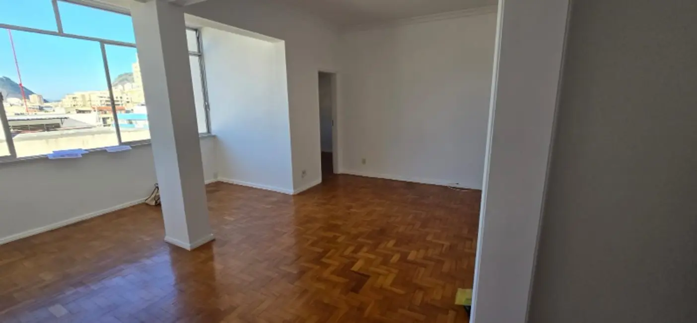 Foto 2 de Apartamento com 3 quartos à venda, 109m2 em Botafogo, Rio De Janeiro - RJ