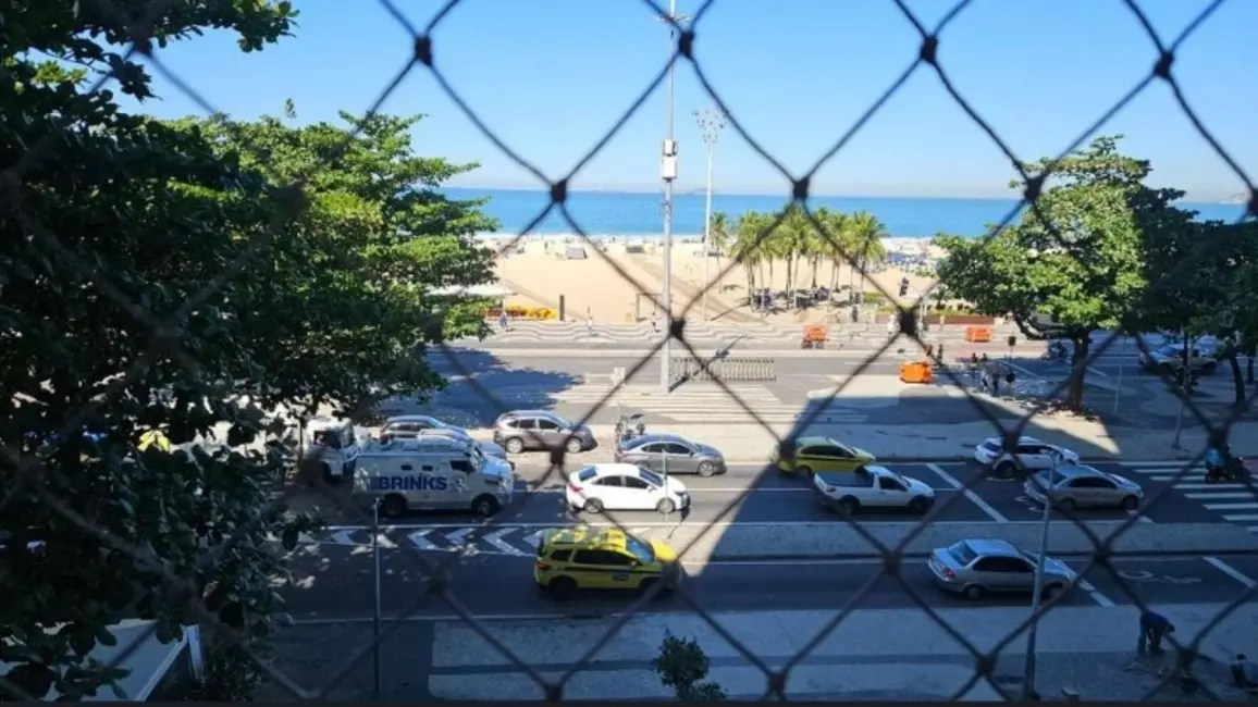 Foto 5 de Apartamento com 4 quartos à venda, 220m2 em Copacabana, Rio De Janeiro - RJ