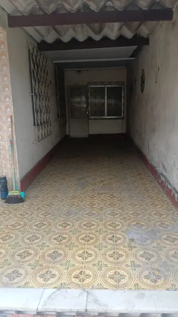 Foto 2 de Casa com 4 quartos à venda, 131m2 em Campo dos Afonsos, Rio De Janeiro - RJ