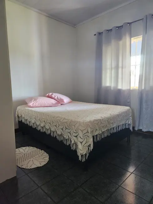 Foto 5 de Casa com 3 quartos à venda, 200m2 em Araruama - RJ