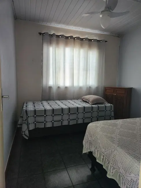 Foto 6 de Casa com 3 quartos à venda, 200m2 em Araruama - RJ