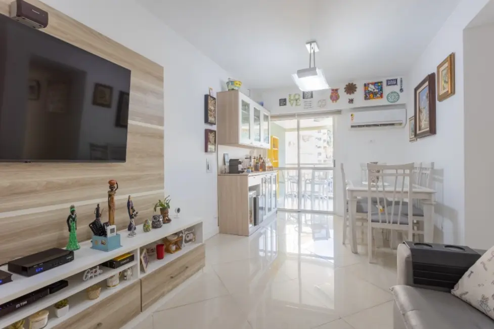 Foto 2 de Apartamento com 3 quartos à venda, 86m2 em Tijuca, Rio De Janeiro - RJ