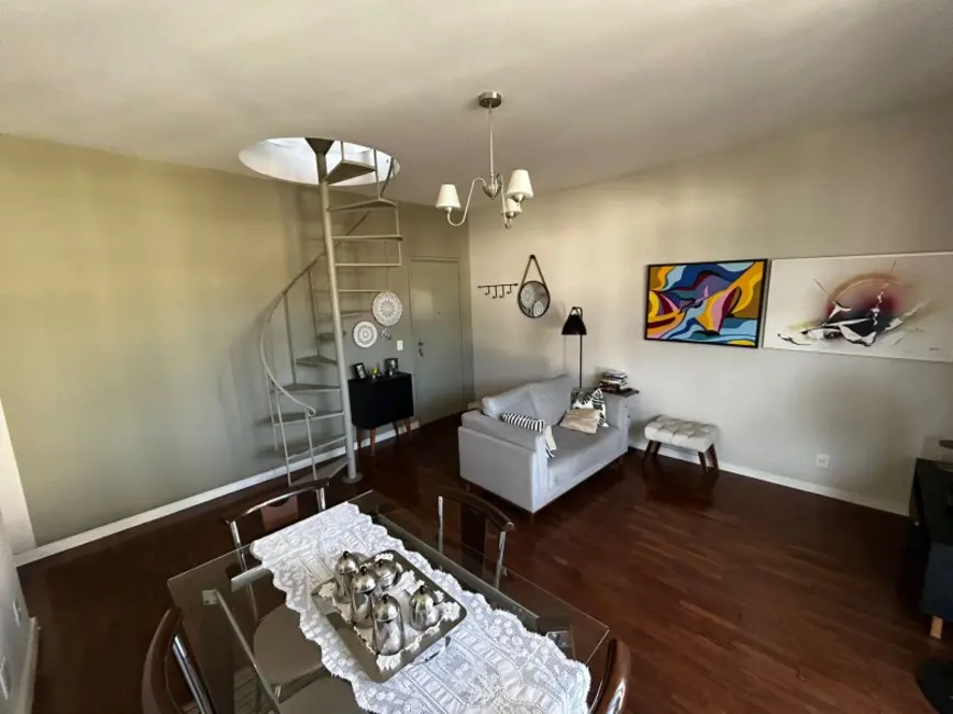 Apartamento com 3 quartos à venda, 236m2 em Vila Isabel, Rio De Janeiro - RJ - imagem 2 Foto 2 de Apartamento com 3 quartos à venda, 236m2 em Vila Isabel, Rio De Janeiro - RJ