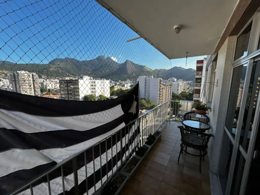 Apartamento com 3 quartos à venda, 236m2 em Vila Isabel, Rio De Janeiro - RJ - imagem 6 Foto 6 de Apartamento com 3 quartos à venda, 236m2 em Vila Isabel, Rio De Janeiro - RJ