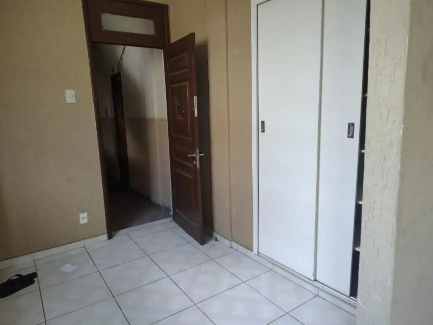 Apartamento com 3 quartos para alugar, 70m2 em Vila Isabel, Rio De Janeiro - RJ - imagem 7 Foto 7 de Apartamento com 3 quartos para alugar, 70m2 em Vila Isabel, Rio De Janeiro - RJ