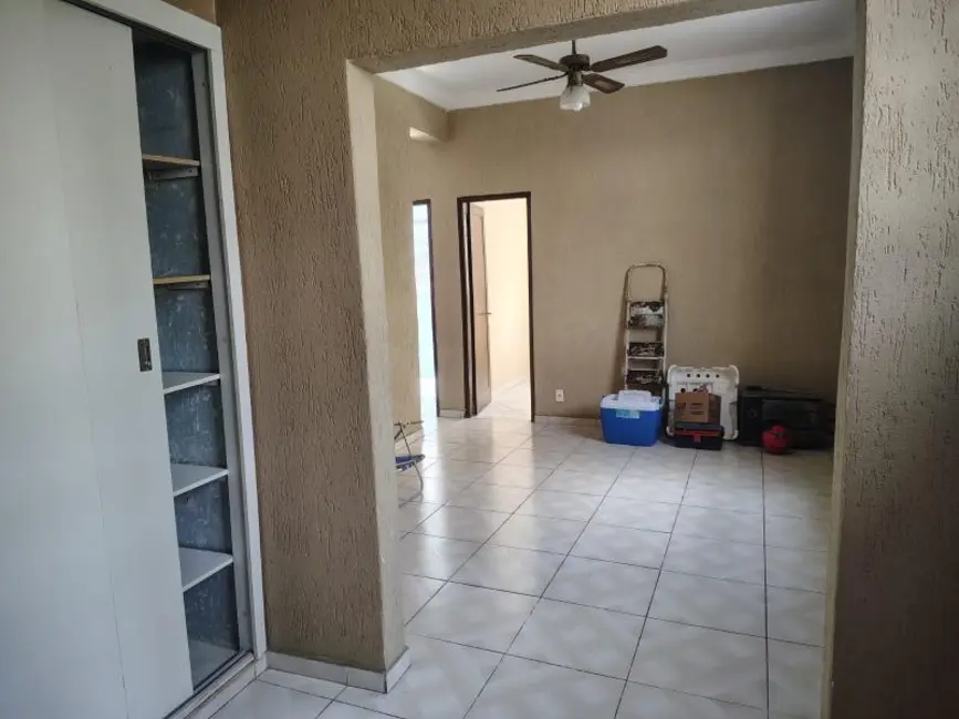 Apartamento com 3 quartos para alugar, 70m2 em Vila Isabel, Rio De Janeiro - RJ - imagem 6 Foto 6 de Apartamento com 3 quartos para alugar, 70m2 em Vila Isabel, Rio De Janeiro - RJ