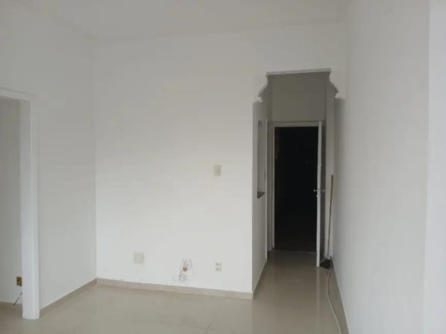Apartamento com 3 quartos à venda, 80m2 em Sampaio, Rio De Janeiro - RJ - imagem 5 Foto 5 de Apartamento com 3 quartos à venda, 80m2 em Sampaio, Rio De Janeiro - RJ
