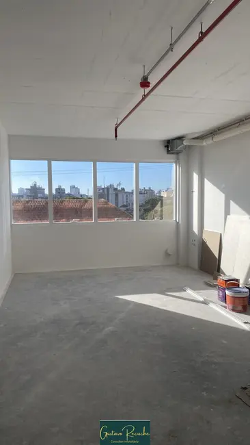 Foto 8 de Sala Comercial com 1 quarto para alugar, 38m2 em Santana, Porto Alegre - RS