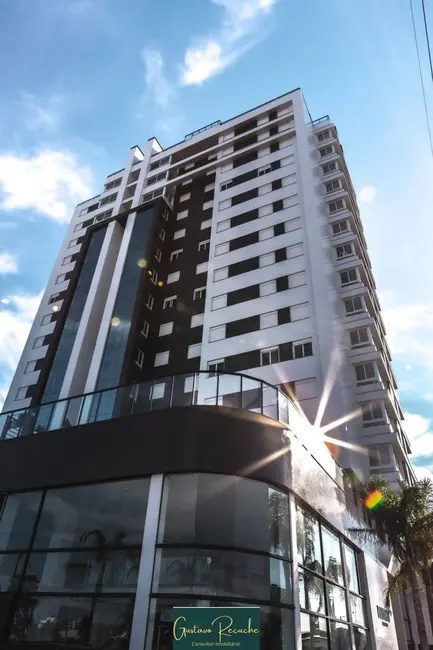 Foto 1 de Apartamento com 2 quartos à venda, 84m2 em Centro, Torres - RS