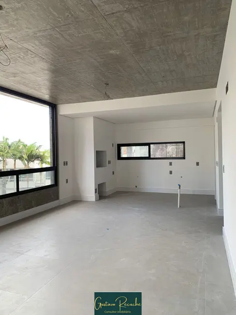 Apartamento com 3 quartos à venda, 103m2 em Centro, Torres - RS - imagem 4 Foto 4 de Apartamento com 3 quartos à venda, 103m2 em Centro, Torres - RS
