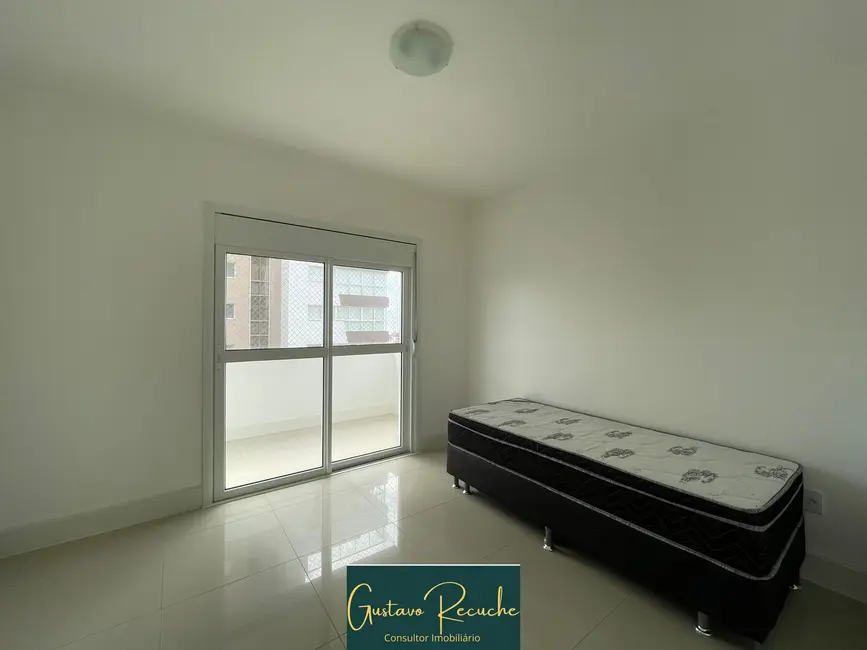 Apartamento com 4 quartos à venda, 249m2 em Torres - RS - imagem 4 Foto 4 de Apartamento com 4 quartos à venda, 249m2 em Torres - RS