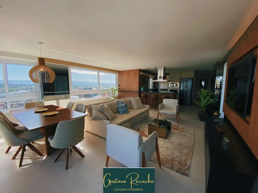 Foto 4 de Apartamento com 3 quartos à venda, 130m2 em Torres - RS