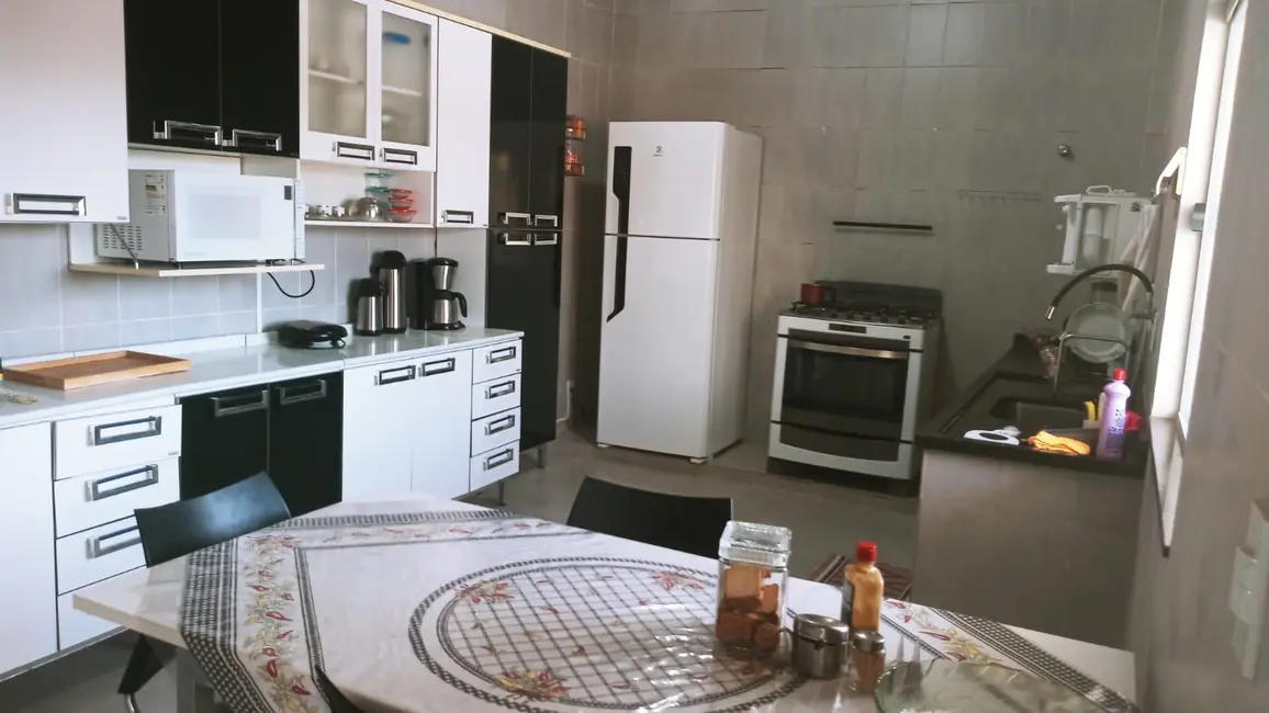 Casa com 6 quartos à venda, 495m2 em Centro, Barreiras - BA - imagem 4 Foto 4 de Casa com 6 quartos à venda, 495m2 em Centro, Barreiras - BA